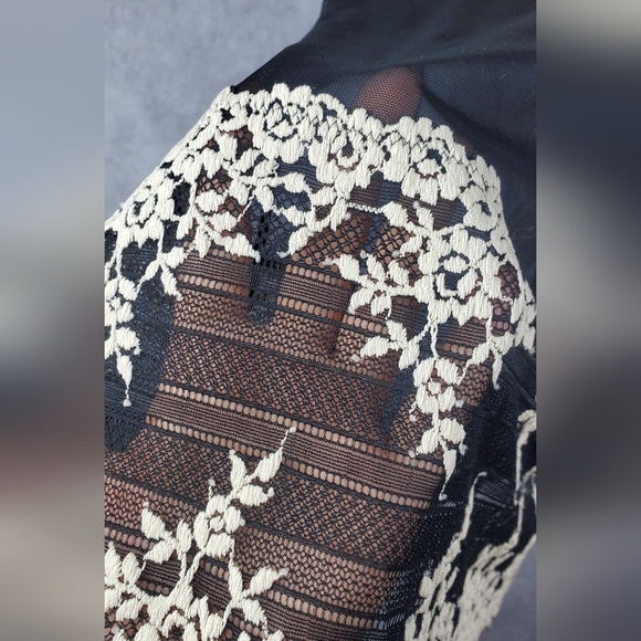 WACOAL Sheer Black & Nude Lace Babydoll Lingerie Slip Gown Romantic Size M - Picture 6 of 12